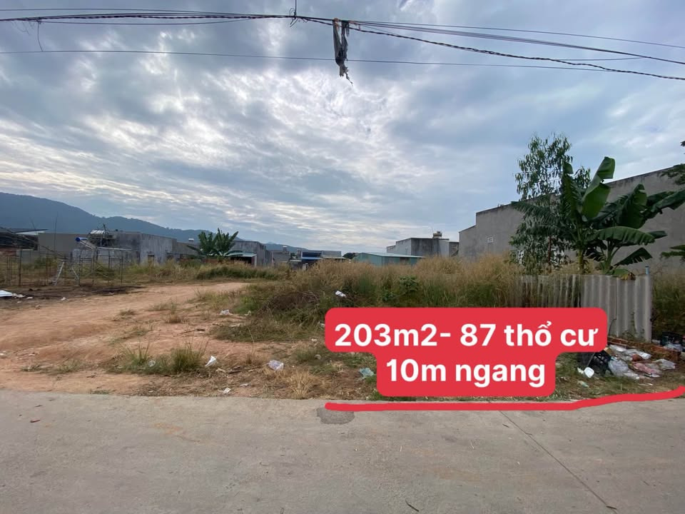 Bán đất huyện Long Điền tỉnh Bà Rịa - Vũng Tàu giá 1.38 tỷ-0