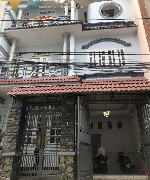 Bán nhà vị trí mặt tiền tọa lạc ngay ở Quận Gò Vấp, Hồ Chí Minh vào ở ngay giá mềm 8.9 tỷ diện tích chuẩn 112m2 tổng quan căn nhà này 6 PN-01