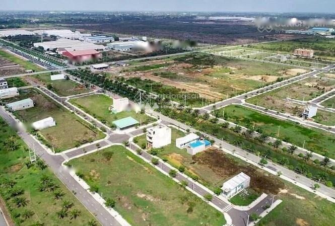 Bán mảnh đất có một diện tích 100m2