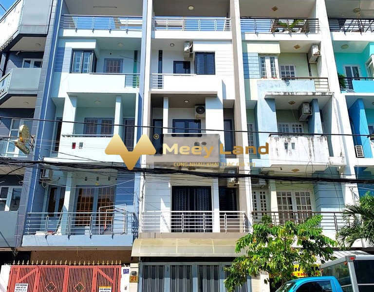 Căn nhà gồm có tất cả 6 PN, bán nhà ở có diện tích chung 72m2 giá bán đặc biệt từ 14.2 tỷ ở Phường 11, Hồ Chí Minh-01