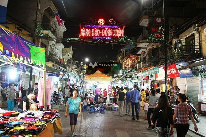 Bán mặt phố Đồng Xuân- Vỉa hè đá bóng- Kinh doanh ngày đêm - 11m- 53Tỷ 