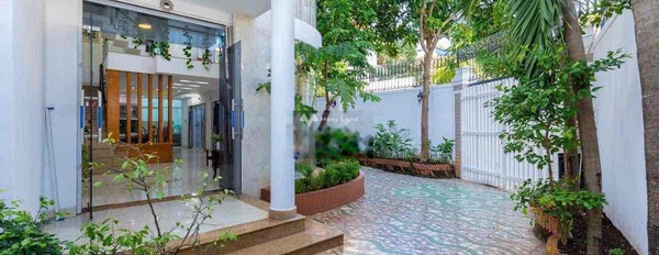 Cho thuê nhà tọa lạc ở Võ Thị Sáu, Vũng Tàu, thuê ngay với giá phải chăng từ 17 triệu/tháng với diện tích là 170m2, trong nhà tổng quan gồm 4 PN-02