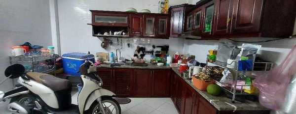 Bán nhà có diện tích gồm 76m2 mặt tiền nằm ngay tại Đường Số 26, Hồ Chí Minh bán ngay với giá ưu đãi 14.2 tỷ nhìn chung có 3 PN, 3 WC-03