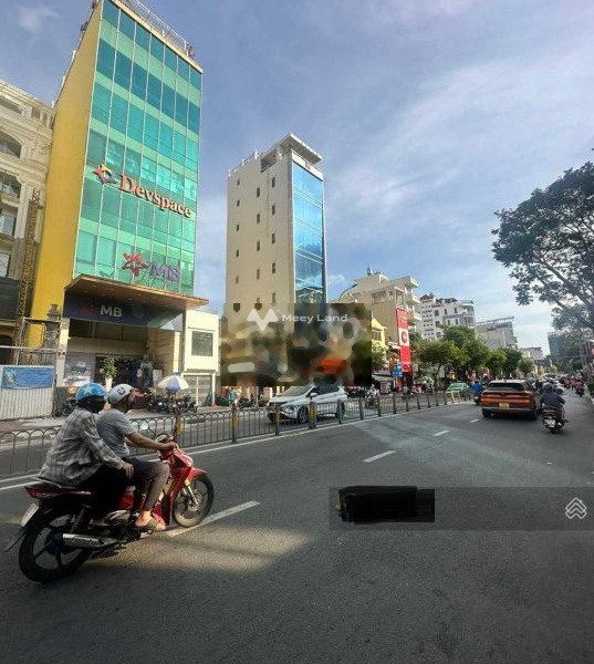 Nhà 8 phòng ngủ bán nhà ở diện tích khoảng 176m2 bán ngay với giá siêu rẻ chỉ 45 tỷ vị trí thuận lợi tại Nguyễn Chí Thanh, Quận 10-01