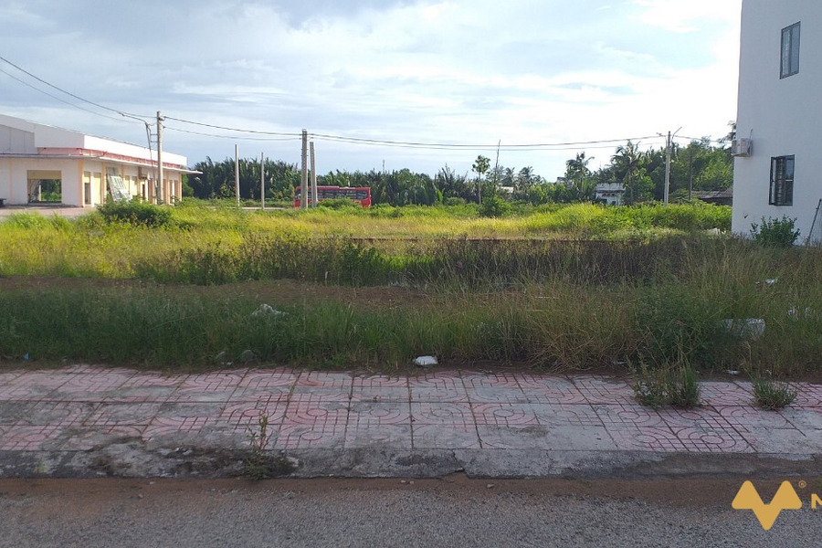 Cần bán đất nền khu dân cư chuẩn sao tại trung tâm Thạnh Phú-01