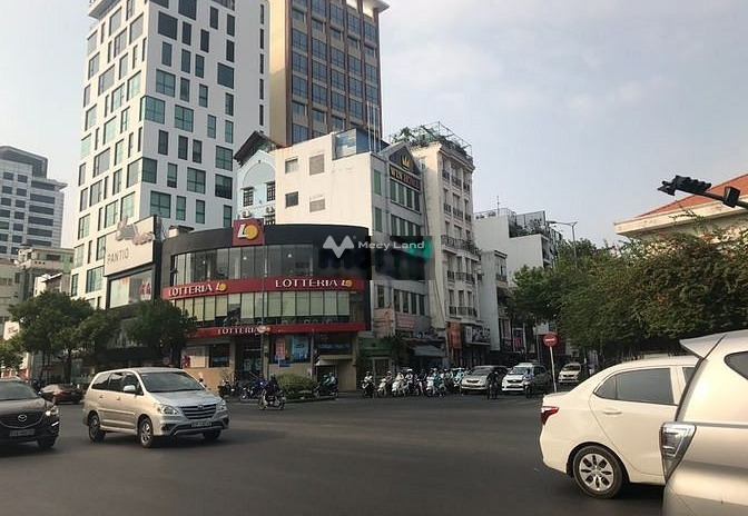 Giá chỉ 50 tỷ bán nhà có diện tích gồm 95m2 Phía trong Quận 3, Hồ Chí Minh nhà bao gồm 7 phòng ngủ, 7 WC tin chính chủ