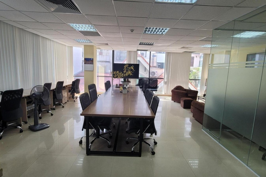 Vị trí đặt vị trí nằm ở Đống Đa, Hà Nội cho thuê sàn văn phòng tổng diện tích là 200m2-01
