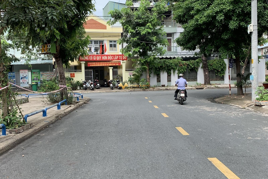 Bán đất diện tích 217m2, nằm tại Hoàng Diệu 2, Hồ Chí Minh, hướng Đông Nam-01