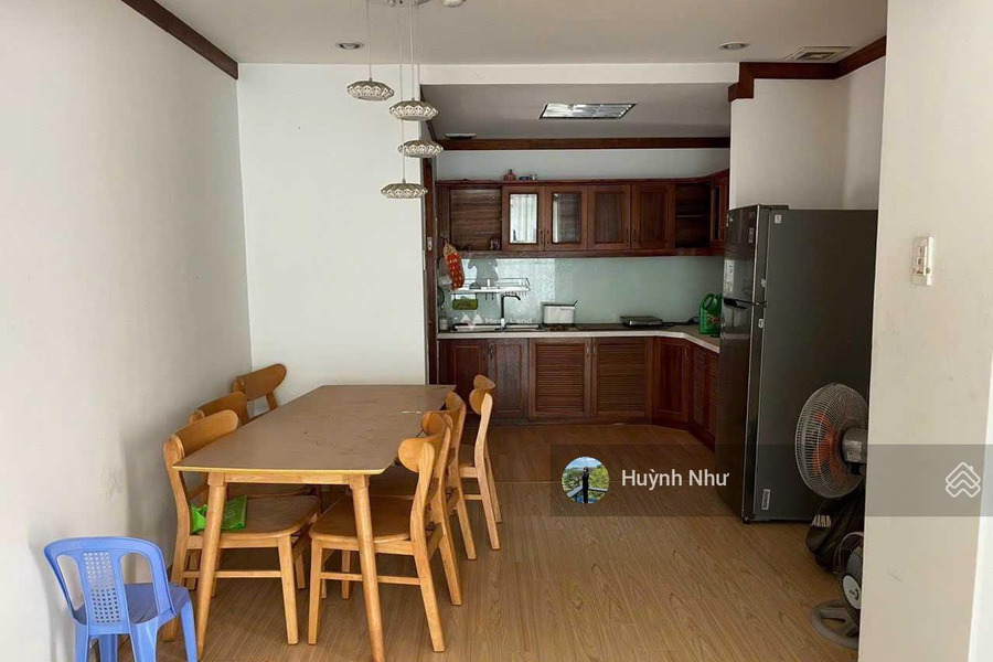 Diện tích 74m2, bán chung cư vị trí đặt nằm trên Nguyễn Văn Luông, Phường 12, tổng quan căn hộ gồm 2 phòng ngủ, 2 WC nội thất sang trọng-01