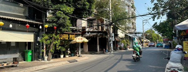 Bán nhà vị trí nằm ở Trần Thủ Độ, Phú Thạnh bán ngay với giá cực mềm chỉ 10.5 tỷ có diện tích chung 77m2 trong nhà này gồm 3 PN-03