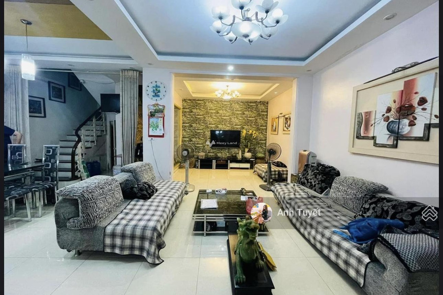 Bán nhà vị trí đẹp tọa lạc ngay tại Hàng Mã, Hà Nội bán ngay với giá siêu rẻ 107.5 tỷ diện tích khoảng 173m2 căn này có 4 PN-01