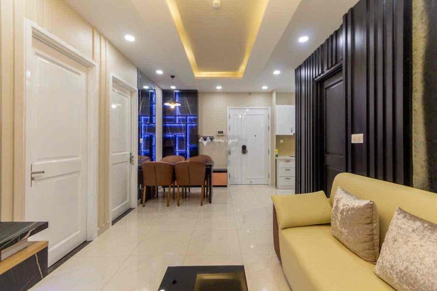 Cho thuê chung cư gần Trung Sơn, Bình Hưng, trong căn hộ bao gồm có 3 phòng ngủ, 2 WC hỗ trợ mọi thủ tục miễn phí, giá mùa dịch.-01