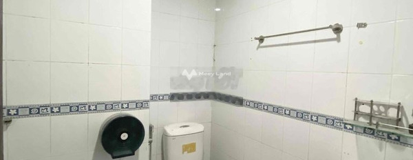 Bế tắc đầu tư bán nhà gần Nguyễn Cư Trinh, Quận 1 giá bán cực sốc chỉ 8.5 tỷ có diện tích chung 44m2 căn nhà có 7 PN 6 WC vị trí thuận lợi-02