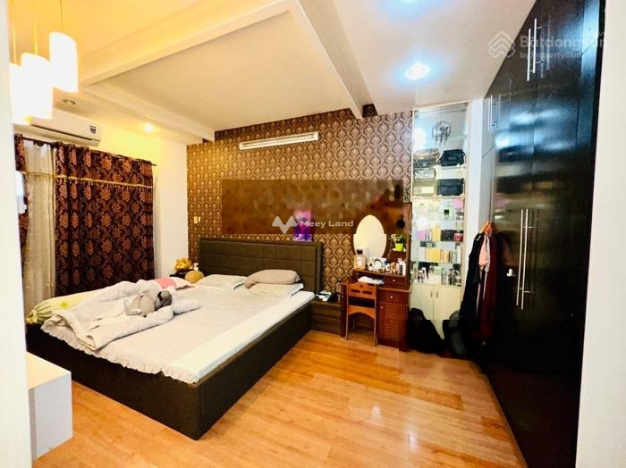 Bán nhà vị trí đặt tọa lạc ở Bình Thạnh, Hồ Chí Minh bán ngay với giá đặc biệt từ 25 tỷ có diện tích chung 112m2 ngôi nhà bao gồm 6 phòng ngủ-01