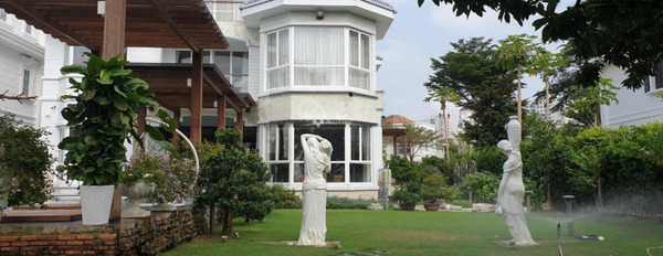 Nằm trên Tân Phú, Hồ Chí Minh, bán biệt thự, giá bán cực tốt 182 tỷ diện tích rộng 1000m2, trong ngôi nhà này có 5 PN cảm ơn bạn đã đọc tin.-02