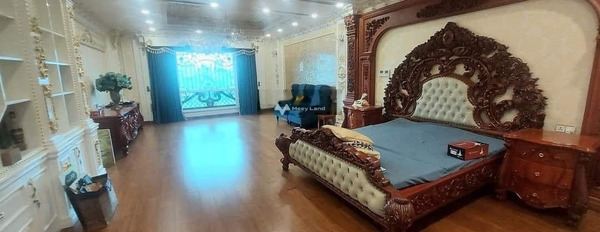 Tổng quan căn này thì có 6 phòng ngủ, bán nhà ở có diện tích 93m2 bán ngay với giá phải chăng chỉ 43 tỷ vị trí đặt ngay tại Nguyễn Xiển, Hạ Đình-03