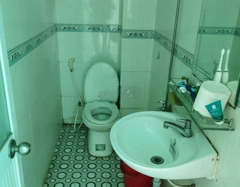 Nhà 1 Trệt 2 Lầu 4x13 4 Phòng Ngủ 3 Wc Thạnh Lộc Q12 -01