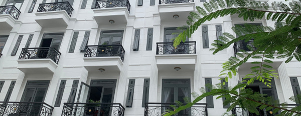Bán gấp nhà 5 tầng có thang máy đường Hà Huy Giáp, phường Thạnh Lộc, quận 12-02