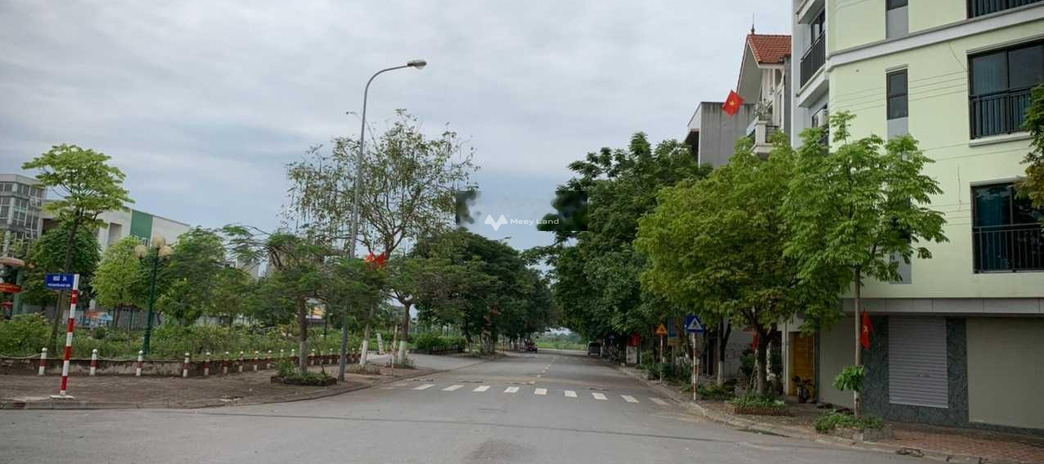 Bán đất Phạm Khắc Quảng, view công viên, phân lô, ô tô tránh