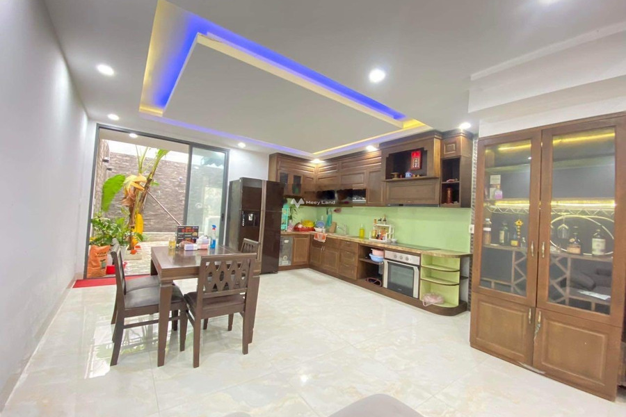Diện tích 1125m2 bán nhà ở gần Cẩm Lệ, Đà Nẵng hướng Tây - Nam tổng quan trong ngôi nhà có 4 phòng ngủ 5 WC vị trí thuận lợi-01