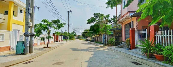 Gia đình khó khăn bán mảnh đất, 125m2 giá bán đặc biệt chỉ 850 triệu vị trí thuận lợi nằm ở Bình Sơn, Quảng Ngãi, hướng Đông - Nam giao thông đông đúc-02