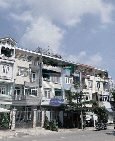 Bán nhà có diện tích chung là 100m2 vị trí trung tâm Nguyễn Quý Cảnh, An Phú bán ngay với giá siêu mềm 29 tỷ nhìn chung có 4 phòng ngủ, 4 WC