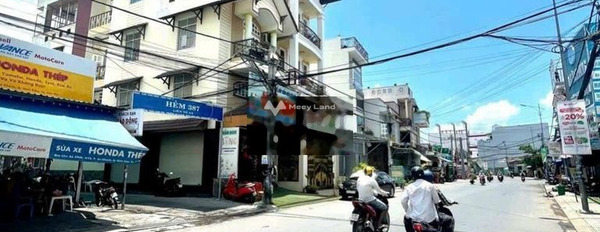 Giá 8.8 tỷ bán nhà có diện tích chung 104m2 vị trí mặt tiền tọa lạc trên Ninh Kiều, Cần Thơ nhà tổng quan gồm có 2 PN liên hệ ngay để được tư vấn-03