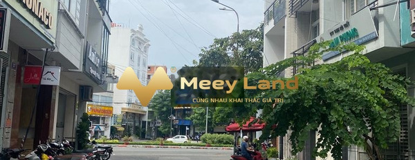 Cần bán nhà ở vị trí thuận lợi tọa lạc ngay tại Phường 2, Hồ Chí Minh vào ở ngay giá đề xuất chỉ 15.8 tỷ có diện tích chung là 54m2 vui lòng liên hệ đ...-03