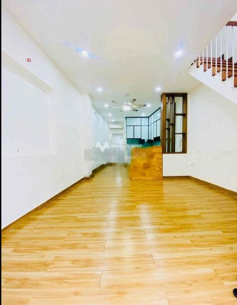 Cho thuê nhà ở với diện tích rộng 50m2 thuê ngay với giá tốt nhất chỉ 12 triệu/tháng vị trí thuận lợi Minh Phụng, Hồ Chí Minh-01