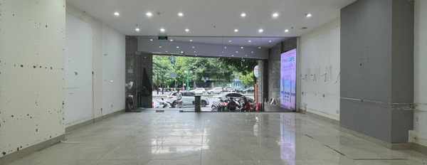 Có một diện tích sàn 180m2, cho thuê nhà ở vị trí mặt tiền ngay tại Nguyễn Văn Huyên, Quan Hoa giá có thể fix-02