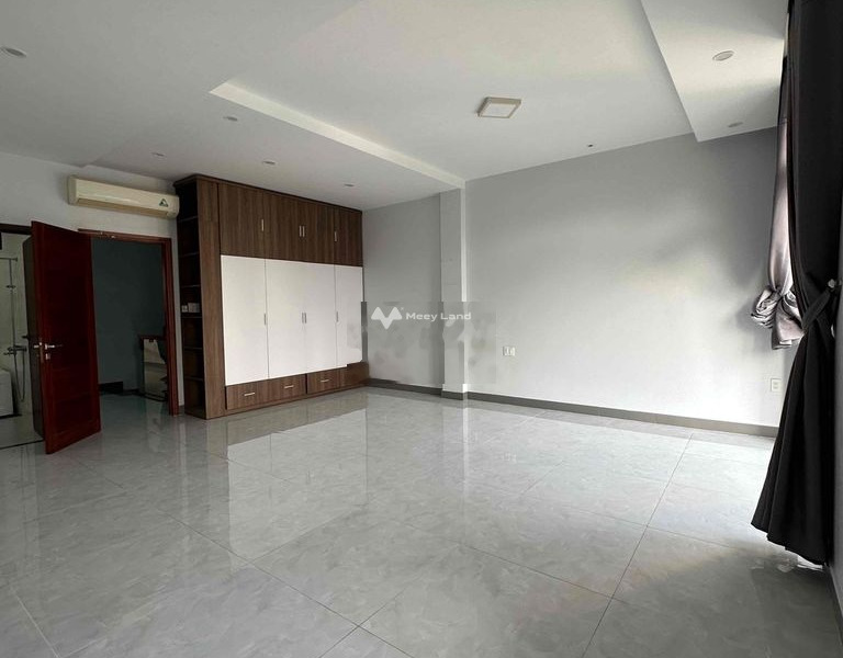 Có một diện tích sàn 90m2, cho thuê nhà ở vị trí thuận lợi nằm tại Đường Số 40, Tân Phong, trong nhà nhìn chung bao gồm 5 PN, 6 WC pháp lý rõ ràng-01