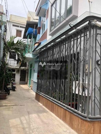 Vị trí nằm ngay ở Phường 7, Phú Nhuận, cho thuê nhà, giá thuê đặc biệt 9 triệu/tháng có một diện tích 30m2, trong nhà này gồm 2 phòng ngủ nhà kiên cố-01