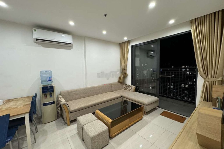 *** 3N2 75m² FULL nội thất giá 3.8 tỷ mặt bể bơi Vinhomes Smart -01