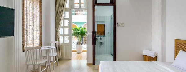 Trong căn hộ có tổng cộng 1 PN, cho thuê căn hộ vị trí đẹp nằm tại Bà Lê Chân, Tân Định, 1 WC trao đổi trực tiếp-02