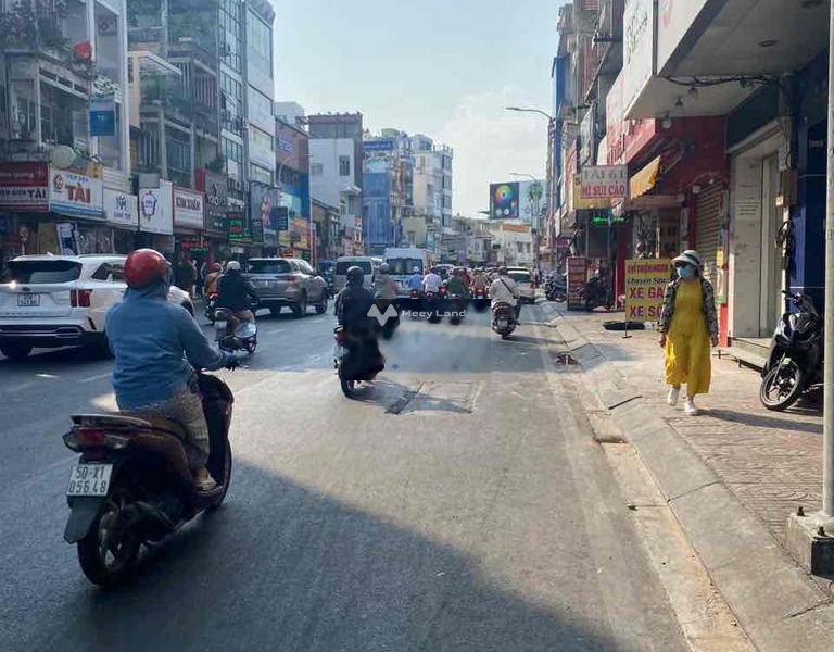 Thanh lý tài sản, cho thuê sàn văn phòng vị trí đặt ở trung tâm Phan Đình Phùng, Phường 17 giá thuê sang tên 33 triệu/tháng có diện tích tổng 72m2-01