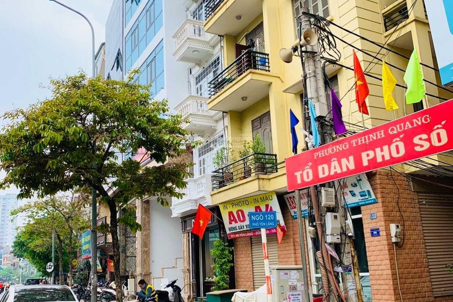 Giá bán cực mềm 24 tỷ bán nhà có diện tích chung là 82m2 vị trí đặt nằm ngay Thịnh Quang, Hà Nội trong nhà gồm 4 PN 3 WC liên hệ chính chủ-01