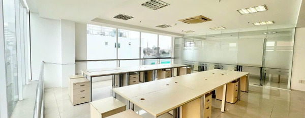 Giá thuê khởi điểm từ 40 triệu/tháng cho thuê sàn văn phòng vị trí đẹp gần Bình Thạnh, Hồ Chí Minh diện tích vừa phải 200m2 nội thất liền tường Đầy đủ-02