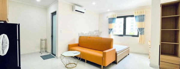 Căn hộ 1 PN, cho thuê căn hộ vị trí tốt ngay Võ Duy Ninh, Phường 22, tổng quan căn này gồm có 1 phòng ngủ, 2 WC dọn vào ở ngay-03