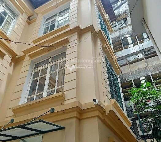 Bán biệt thự tọa lạc ngay trên Phạm Đình Hổ, Hà Nội có diện tích thực là 155m2