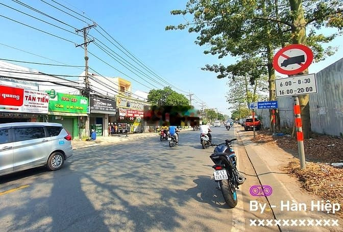 Bán nhà Mặt tiền Hoàng Hữu Nam gần ngã ba Mỹ Thành, Q9 - DT: 10 x 25 = -01