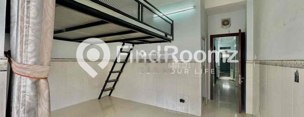 Trong căn hộ gồm có 1 phòng ngủ, cho thuê căn hộ mặt tiền tọa lạc ngay ở Tân Bình, Hồ Chí Minh, 1 WC cảm ơn đã xem tin-03