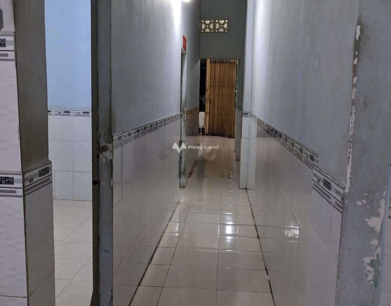 Vị trí thuận lợi ở Trịnh Đình Trọng, Hồ Chí Minh cho thuê nhà giá bàn giao 8 triệu/tháng, trong nhà này gồm 2 phòng ngủ-01