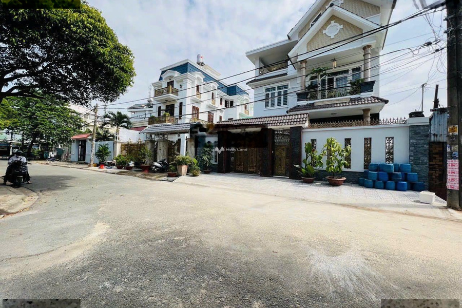 Bán nhà bán ngay với giá chính chủ chỉ 16 tỷ có diện tích 300m2 vị trí thuận tiện ngay tại Đường Số 10, Hồ Chí Minh-01