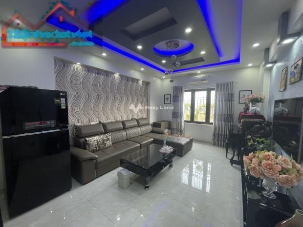 Nhà có 5 phòng ngủ, cho thuê nhà, thuê ngay với giá siêu tốt 28 triệu/tháng diện tích thực dài 90m2 vị trí trung tâm Lê Hồng Phong, Ngô Quyền-01