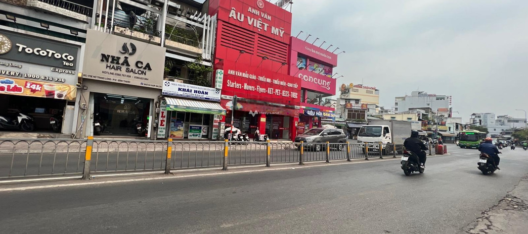 Cho thuê nhà vị trí đẹp nằm ở Nơ Trang Long, Hồ Chí Minh, giá thuê đàm phán 80 triệu/tháng có diện tích thực 160m2