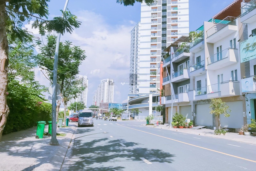 4 phòng ngủ, bán biệt thự, bán ngay với giá chỉ từ chỉ 10.9 tỷ với diện tích rộng 85m2 vị trí đẹp ở Phú Thuận, Quận 7-01