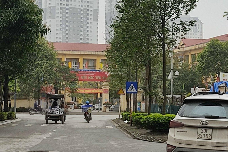 Cần cho thuê sàn văn phòng vị trí thuận lợi ngay ở Thanh Trì, Hà Nội. Diện tích 140m2-01
