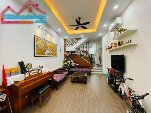 Bán gấp ngôi nhà vị trí thuận lợi nằm tại Thanh Xuân, Hà Nội giá bán chỉ từ chỉ 10.4 tỷ có diện tích 55m2 trong nhà có tất cả 5 PN ở lâu dài-01