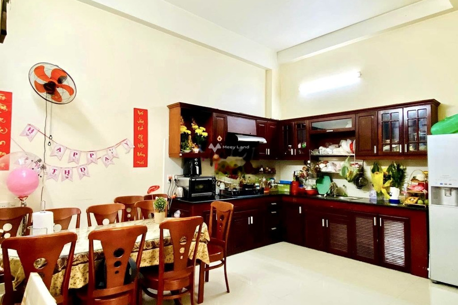 DT 84m2 bán nhà ở vị trí đẹp tọa lạc trên Tân Quy, Hồ Chí Minh nhà tổng quan gồm có 4 phòng ngủ 4 WC cảm ơn đã xem tin.-01