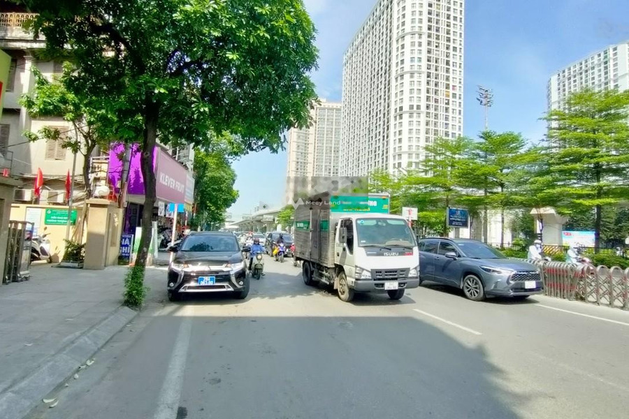 Nhà có 3 PN, cho thuê nhà, thuê ngay với giá tốt 50 triệu/tháng toàn bộ khu vực có diện tích 70m2 vị trí thuận lợi tọa lạc ở Nguyễn Trãi, Thượng Đình-01